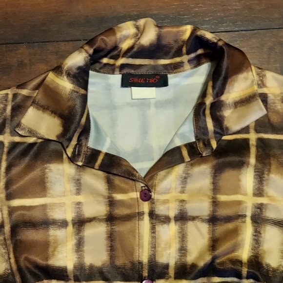 NWOT Long Sleeve Button Down Blouse - Picture 2 of 4